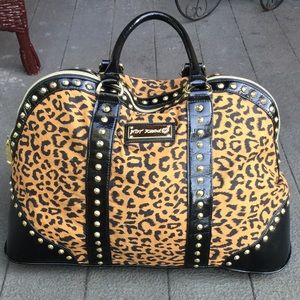 Betsy’s Johnson leopard print Travel bag ✈️🚢🚘🚍